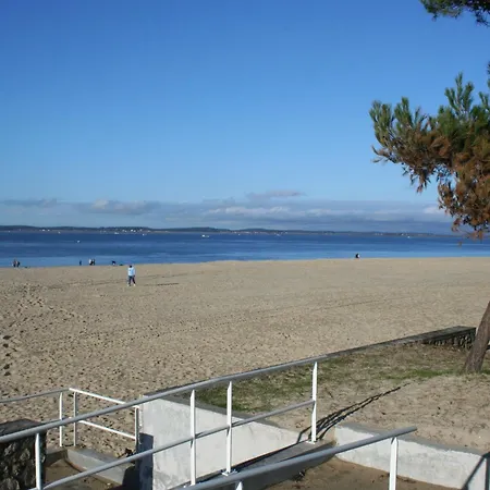 Appartement Centre Ville Arcachon Апартаменты *